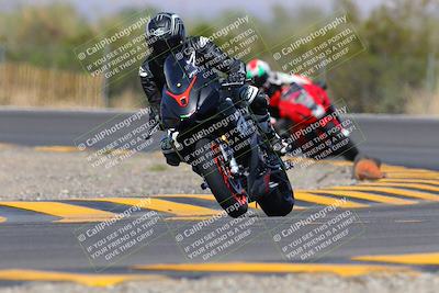 media/Oct-03-2022-Moto Forza (Mon) [[5f077a3730]]/Intermediate Group/Session 3 (Turn 3)/